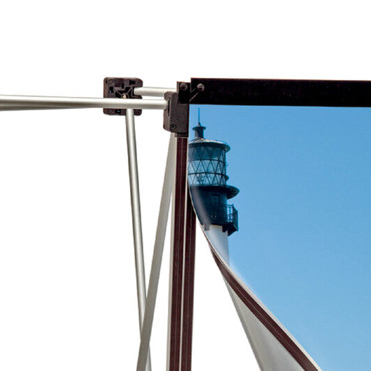 Bahnen am System Curved, Details der Aufhängung