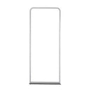 Ansicht auf den Alusteckrahmen mit Bodenplatte ohne Druck.