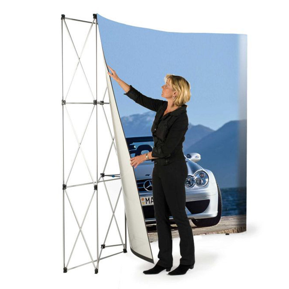 Flexibles PVC - Pop-Up Material, hier als Einsatzbeispiel an einer Pop-Up Messewand