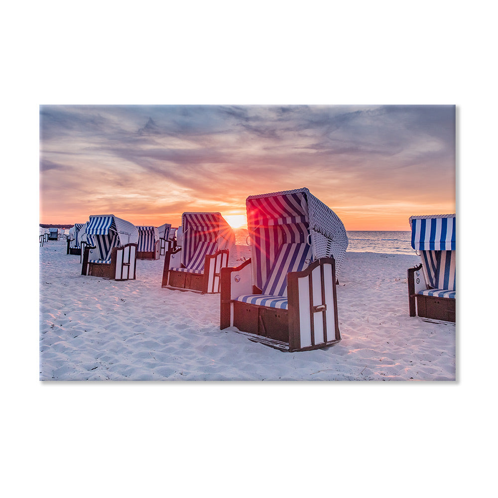 Leinwandbild "Strandkörbe im Sonnenuntergang"