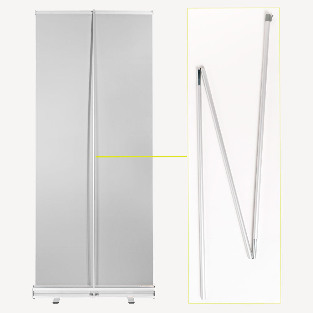Rückseite des RollUp Classic Premium aus dem Komplett Set. Das RollUp ist rückseitig grau und hat eine 2-fach klappbare Klappstange.