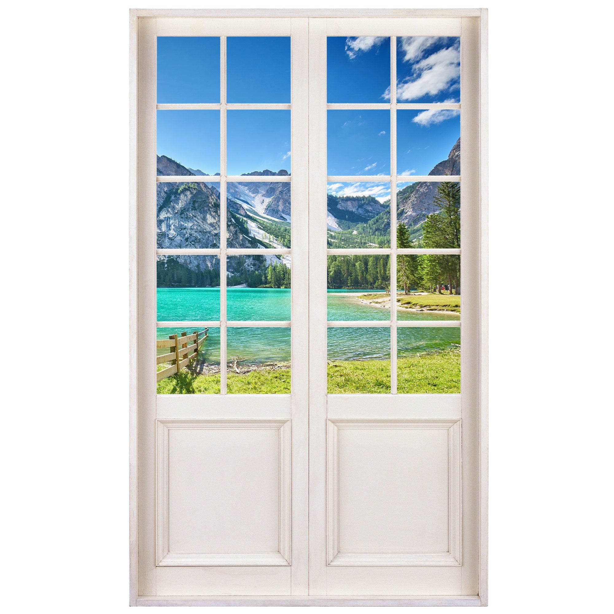 Produktbild der Terrassentür Aufkleber mit Aussicht auf den Pragser Wildsee mit türkisem Wasser, blauem Himmel und Sonnenschein in Italien.