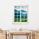 Selbstklebende Wandtapete in Form eines Fensters mit toller Landschafts-Fotografie als Ausblick. Der "Tannenwald mit See" ist an der Wand über dem Esstisch verklebt.