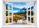 Wandaufkleber-Ansicht: offenes Fenster mit Blick auf eine idyllische Berglandschaft mit schneebedeckten Gipfeln, Nadelbäumen und einem ruhigen See im Vordergrund – Naturpanorama im Herbst.
