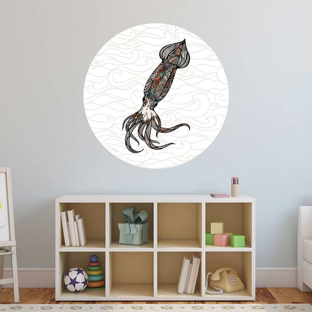 Runder Wandsticker mit detailliertem Tintenfisch-Design über einem Kinderregal – verspielte maritime Wanddekoration fürs Kinderzimmer.